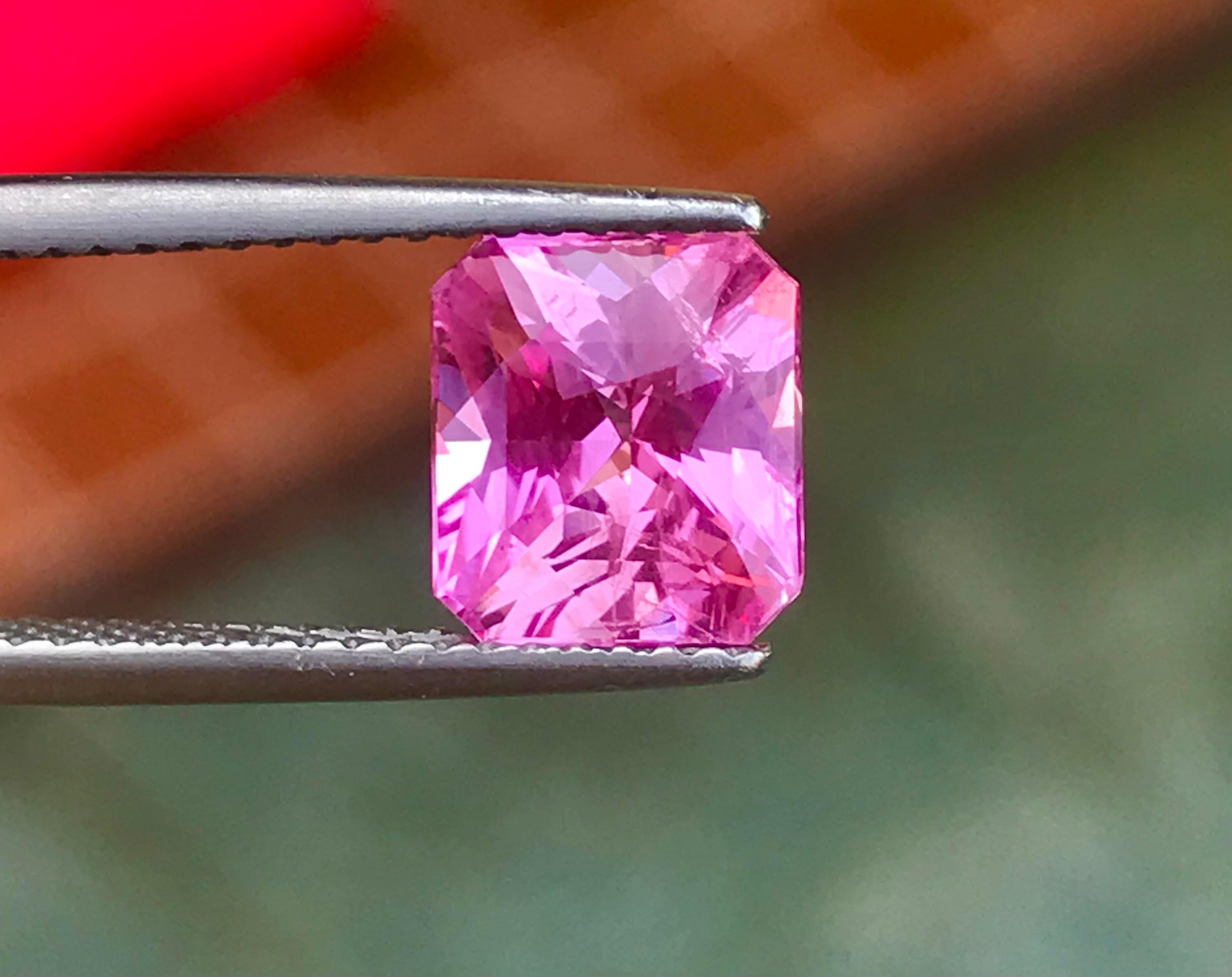 ✨ 2.99 Ct Natural Sri Lankan Sapphire — Untreated & Padparadscha-Type Beauty ✨